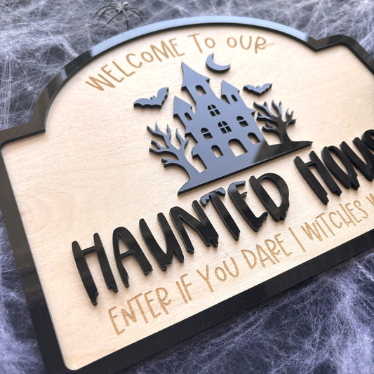 Halloween Haunted House Plaque