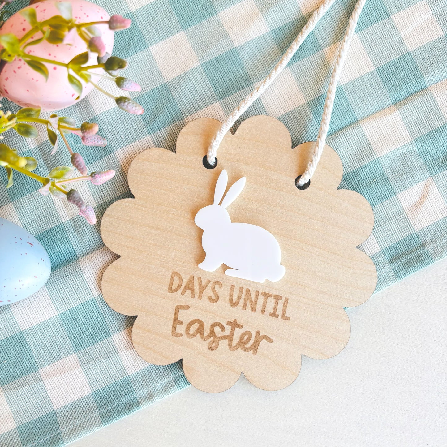 Hanging Scalloped Easter Countdown Plaque