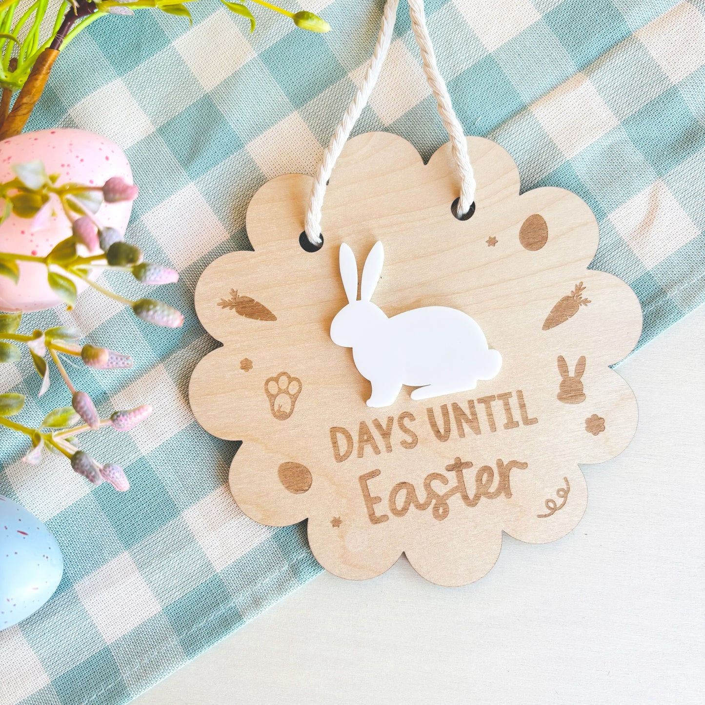 Scalloped Hanging Easter Pattern Countdown